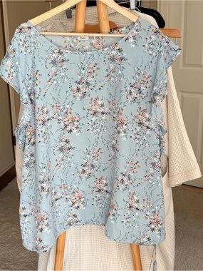 Dex Pale Blue Floral Ruffle Sleeve Blouse 3X